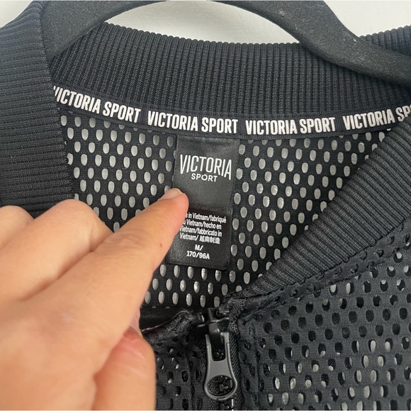 Victoria’s Secret sport athletic mesh bomber jacket medium - Picture 2 of 4
